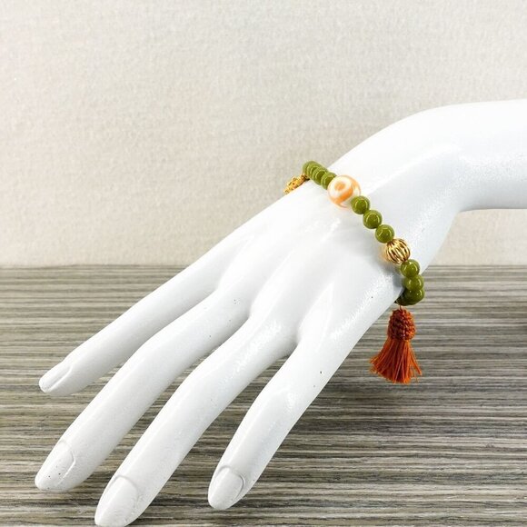 Tory Burch Women's Roxanne Beaded Tassel Bracelet Green OS - Picture 2 of 12